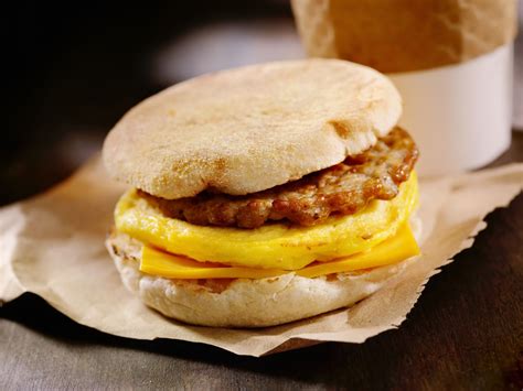 10 Affordable and Healthy Fast Food Breakfast Options